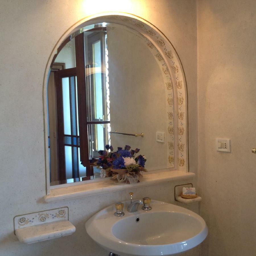 Villa Beatrice โลนาโต ภายนอก รูปภาพ